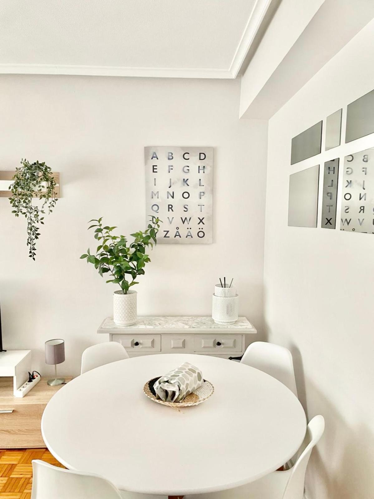 Tranquilidad Al Lado Del Centro Parking Incluido Apartment Oviedo Ngoại thất bức ảnh