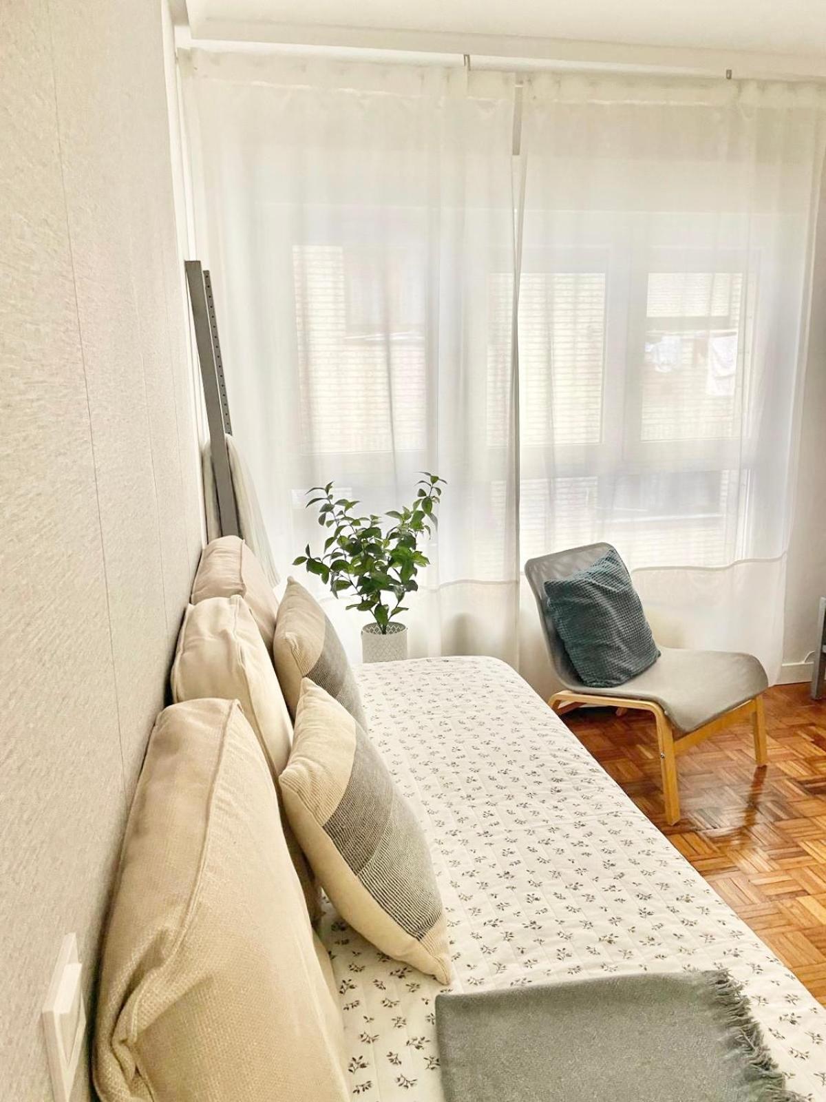 Tranquilidad Al Lado Del Centro Parking Incluido Apartment Oviedo Ngoại thất bức ảnh