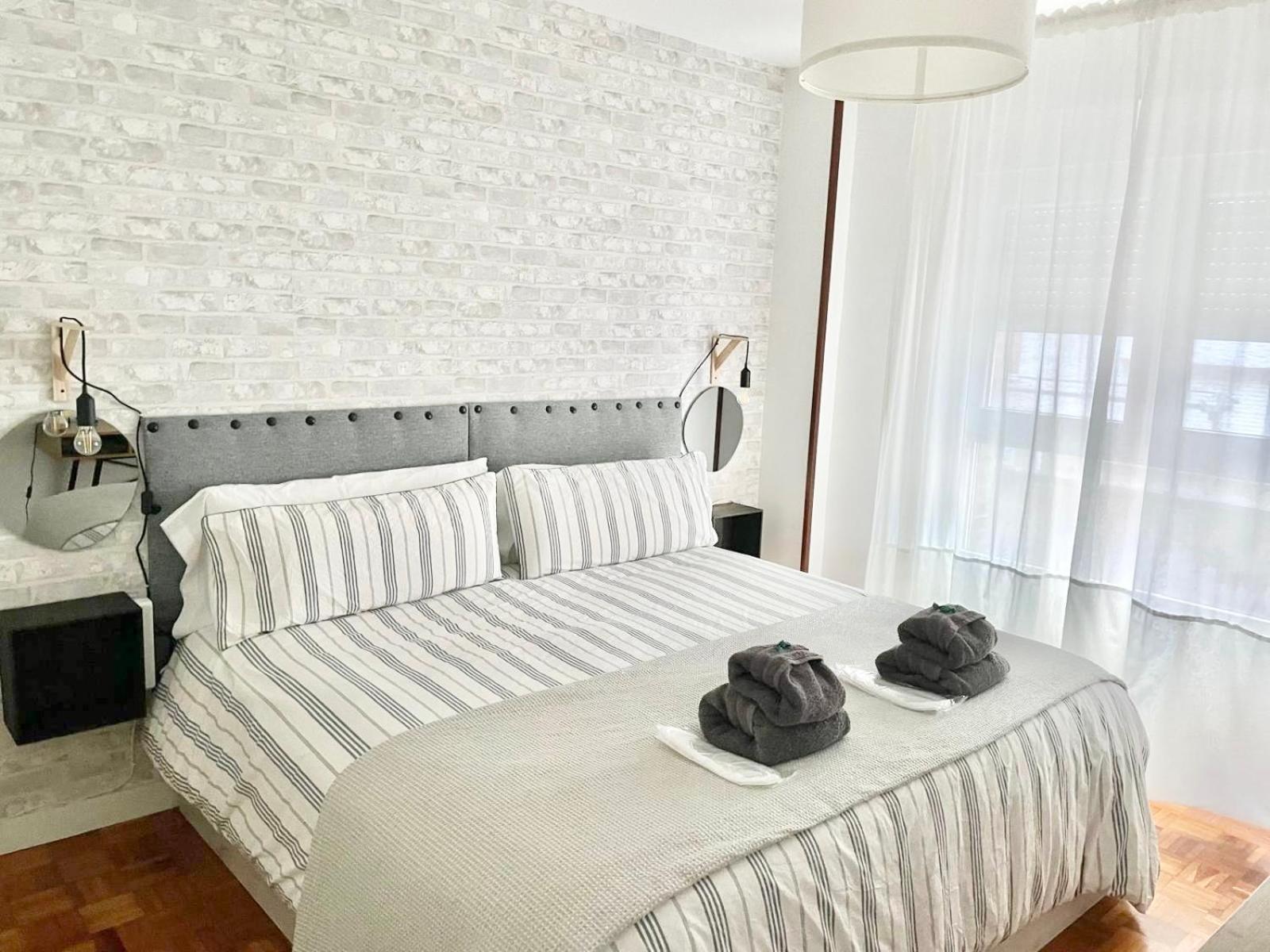 Tranquilidad Al Lado Del Centro Parking Incluido Apartment Oviedo Ngoại thất bức ảnh